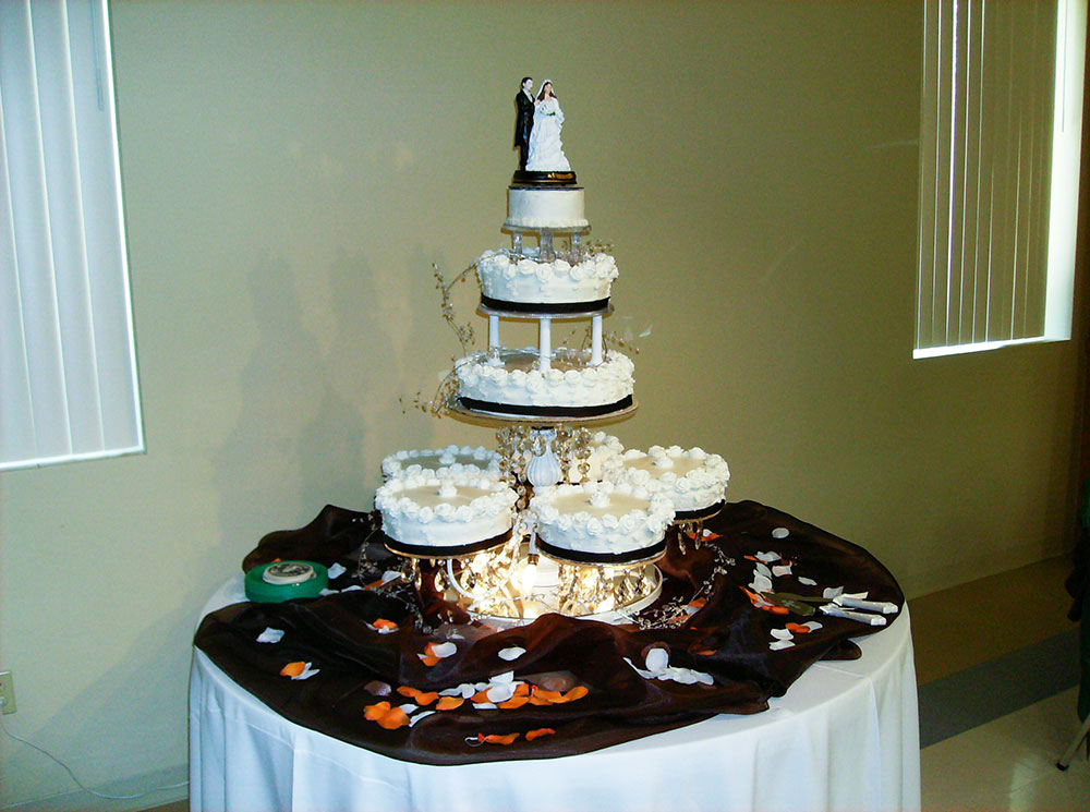 Christopher Hall Wedding Events in San Antonio - choose your own baker and caterer